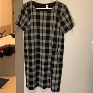 Gap black and white plaid dress